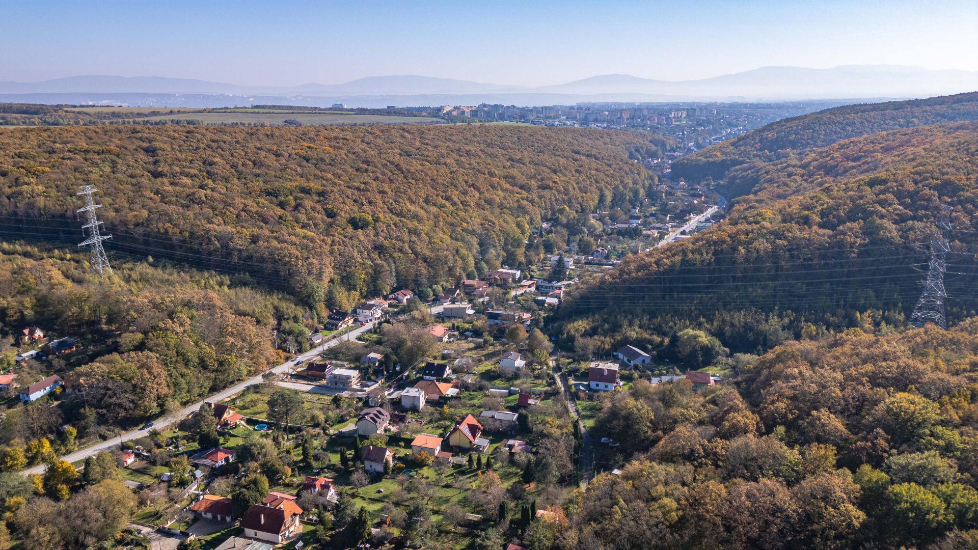 MYSLAVA/ BAŠKA  chata so záhradou